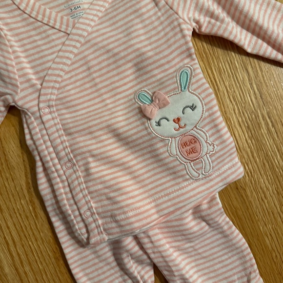 Koala Baby 4 Piece Baby Girl Easter Bunny Outfit Set - Picture 4 of 16